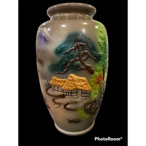 Hand Painted Beautiful Asian 12 1/2” Vase